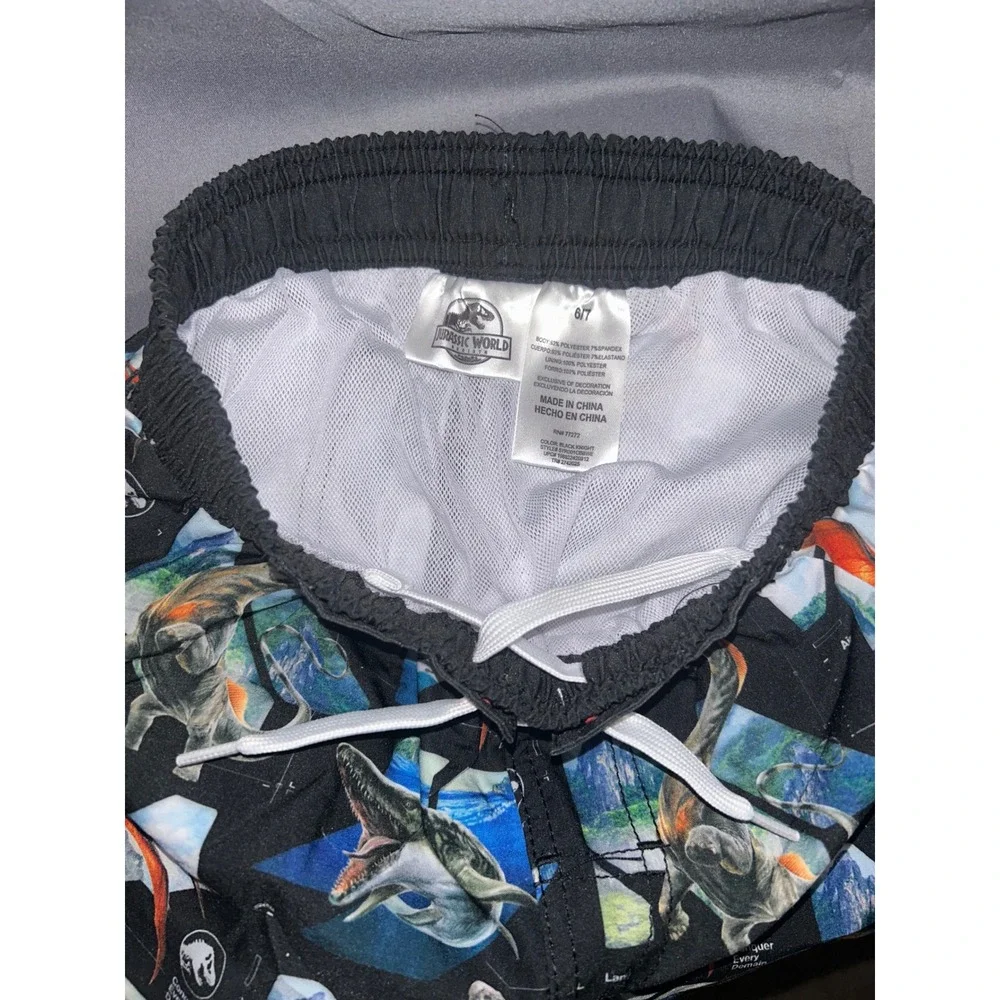 Jurassic World Rebirth Boys‎ Swim Trunks Black Dinosaur UV50 Board Shorts Sz 6/7